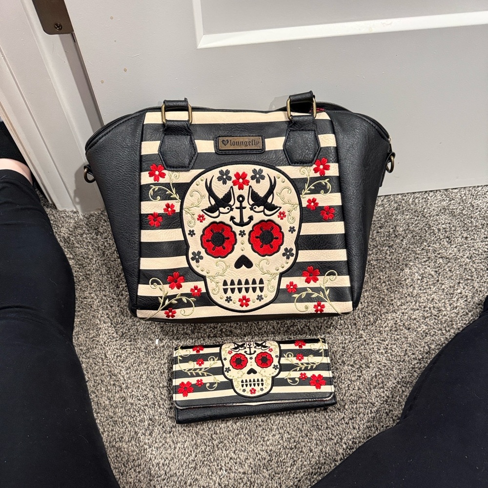 Loungefly Black and Cream Striped Skull Floral Bag and Wallet Combo.